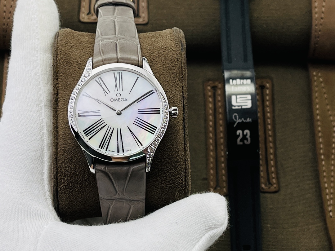 Oe Factory omega creates beautiful women's watches ⁠