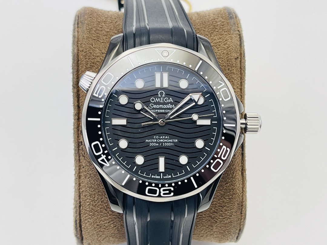 Omega Seahorse series 300 meters ink-black watch
